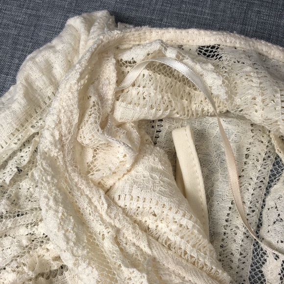 Style & Co Cream Lace Overlay Top Size Small - Picture 6 of 7